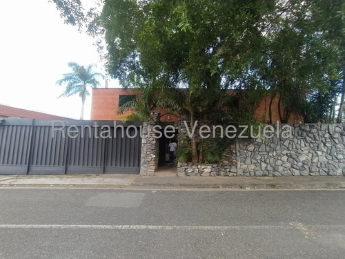 Se Vende Bell Casa En Prados Del Este Mls 25-13519
