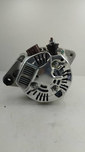 Alternador Toyota Yaris 1.3/1.5 99-05. Foto 2