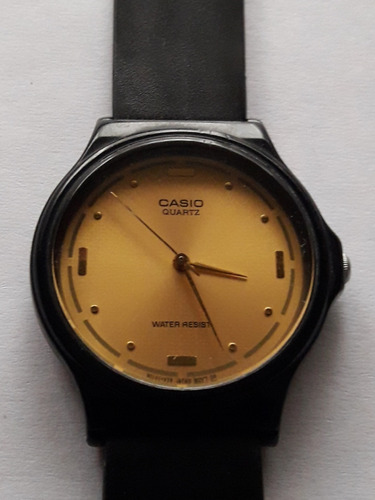 Reloj Casio Mq-76 Cuadrante  Dorado
