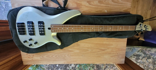 Bajo Yamaha Rbx 374