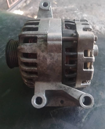 Alternador Ford Escape 3.0 Foto 2