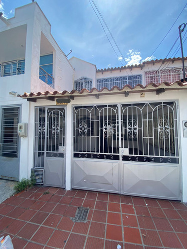 Casa En Venta En Cúcuta Niza. Cod 1145