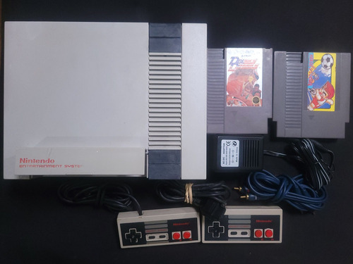 Consola Nintendo Nes + Cables + 2 Controles + 2 Juegos F