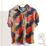 Camisa Hawaiana Floreada Manga Corta