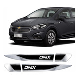 Adesivo Emblema Chevrolet Onix Resinado Cromado Aplique Lateral Par Res01 Fgc