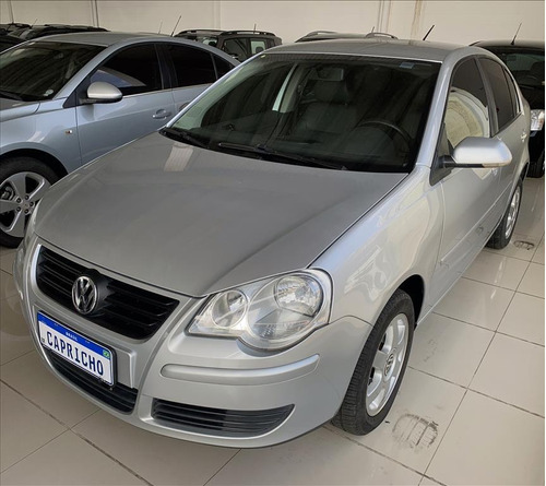 POLO SEDAN 1.6 MI COMFORTLINE 8V FLEX 4P AUTOMATIZADO