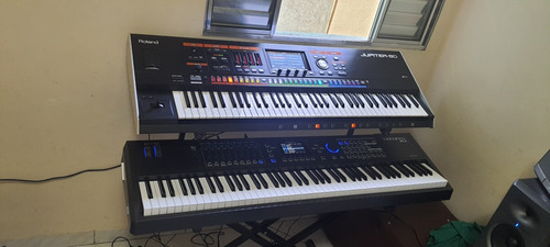 Jupiter 80 + Kurzweil Pc4 88 Ttoco Por Montage 7