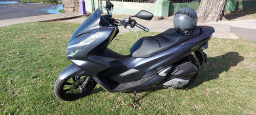 Honda Pcx  2020, Patentada En Noviembre 2021