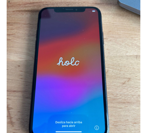 iPhone XS 64 Gb  76% Batería