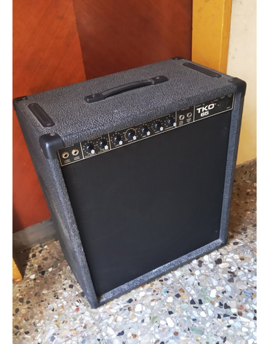 Peavey Tko 65 W * U S A * Bajo Gallien Tnt 115 Hartke Fender