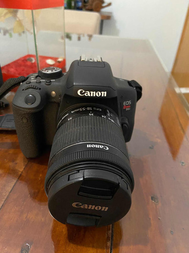 Camera Cânon T6i