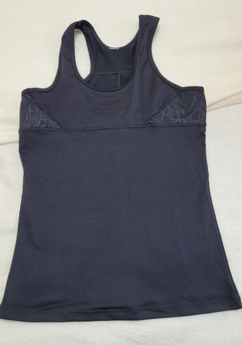 Remera Musculosa Deportiva De Mujer. Talle M.