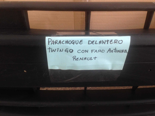 Parachoque Delantero Renault Twingo Con Hueco Faro Neblina Foto 3