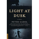 Libro Light At Dusk - Gadol, Peter