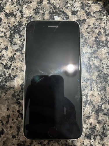 Celular iPhone SE 2020 64gb