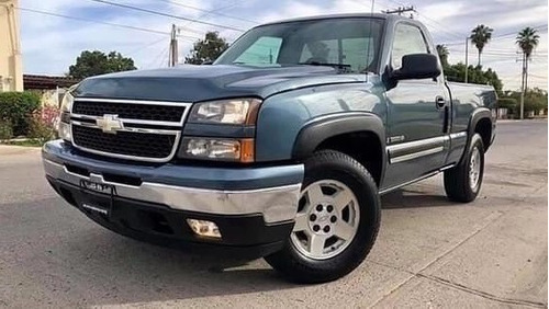 Faro Chevrolet Silverado/ Cheyenne/ Avalanche (2003-2006) Foto 2