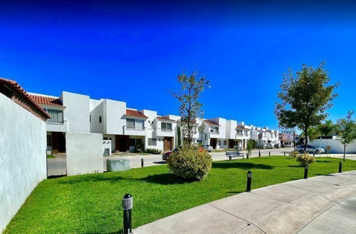 Vendo Casa En Calz, Navarra, Residencial Alcazar!!!204 - Imagen 3