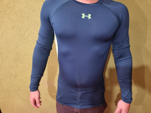 Under Armour- Remera Training Mangas Largas Heat Gear Hombre