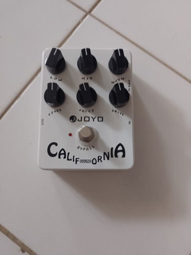 Pedal Simulador De Ampli Joyo Califórnia Para Guitarra 