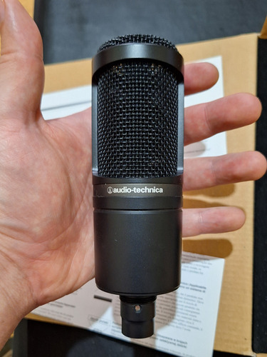 Micrófono Condenser Audio Technica At2020 