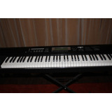 Sintetizador Korg Tr Music Workstation 88 