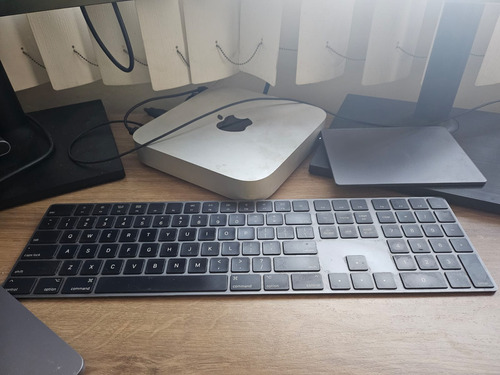 Mac Mini M1 Chip 16gb Ram 1tb Ssd + Teclado + Trackpad