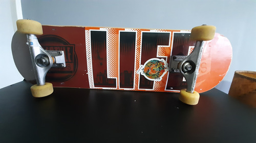 Skate Sreet + Trucks Independent + Amphetemine Ceramix