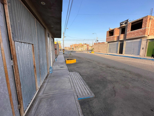 Vendo Casa Dos Pisos De Estreno Cerca Avenida - Imagen 3