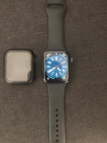 Apple Watch Series 5 44mm