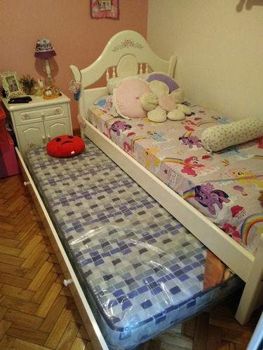 Juego De Dormitorio Infantil Laqueado Brillante. 4 Piezas