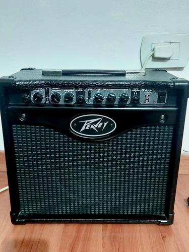 Amplificador Peavey Rage 158