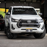 Toyota Hilux 2.4