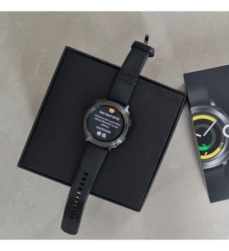 Smartwatch Samsung Gear Sport Usado (carregador C/ Defeito)