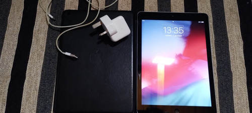 Tablet iPad Air Apple