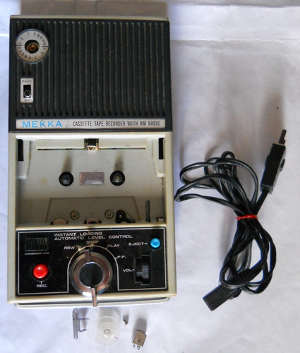 Antiguo Grabador Cassette C/ Radio Am No Funciona Adorno Rto