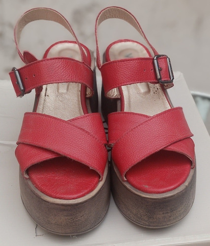 Sandalias Rojas Viamo Talle 37