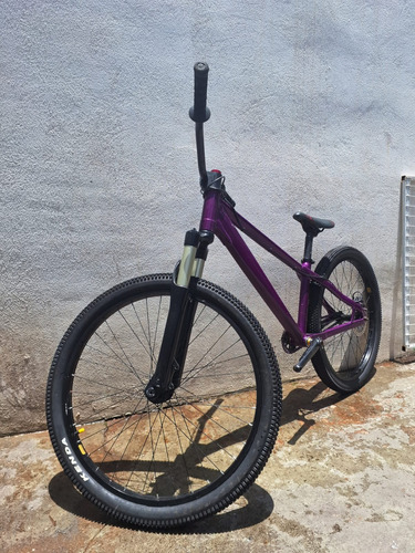 Bicicleta Bike Dirt Jump Aro 26 Freestyle Roxo