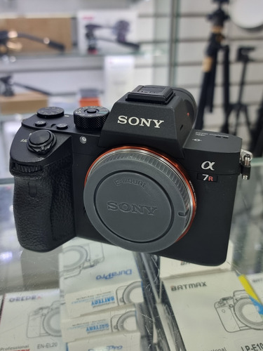 Sony Alpha A7riii Corpo Usada De Loja Praticamente Nova -nfe