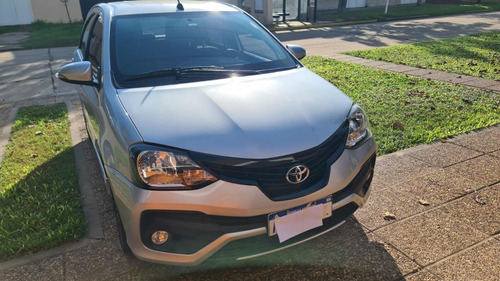 Toyota Etios Xls 5p