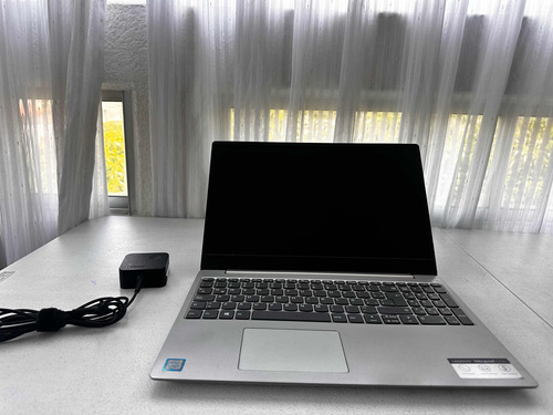 Laptop Lenovo Ideapad 330s-15ikb Plata 15.6 Intel Core I5  