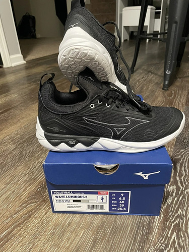 Mizuno Wave Luminous 2 Volleyball Usa 9 - 25.5cm