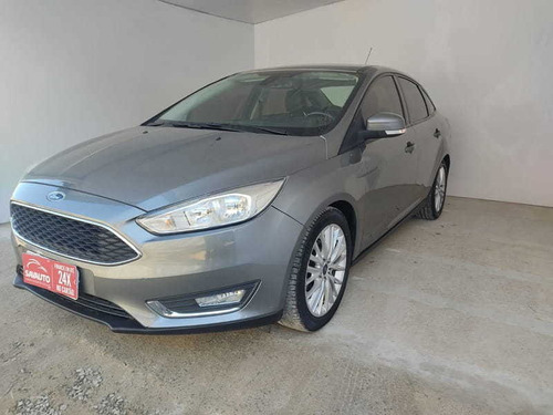 FORD FOCUS SEDAN 2.0 SE PLUS 16V FLEX 4P 