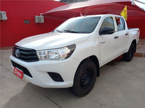 TOYOTA HILUX 2.8 STD 4X4 CD 16V DIESEL 4P MANUAL