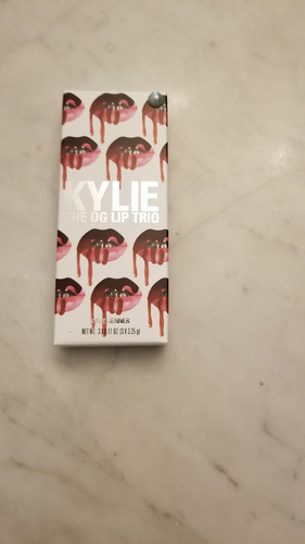 Kylie Jenner Og Trio | Lip Set 