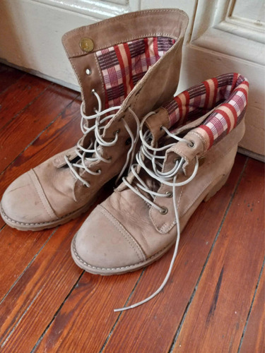 Botas Cortas, Talle 39- Marca Lady Stork