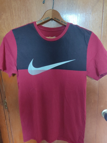 Camiseta Nike Athletic