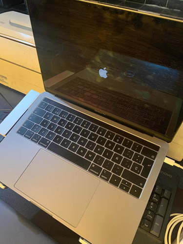 Macbook Pro 2018 I5 8 Gb Ram, 512 Gb