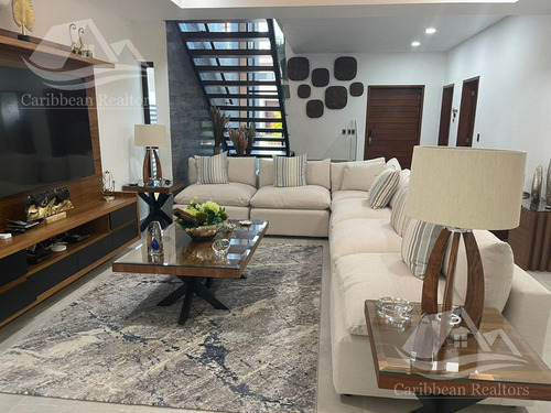Casa En Venta En Lagos Del Sol Cancun