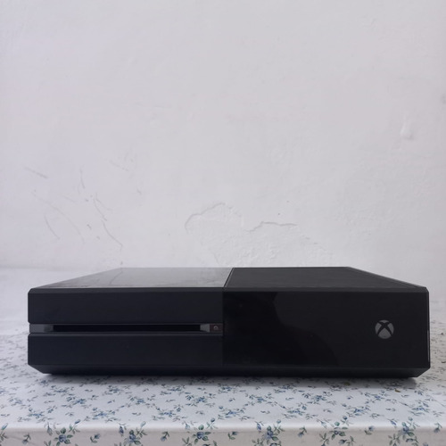 Microsoft Xbox One Fat 500 Gb - Console - Não Acompanha Controle