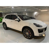 Porsche Cayenne Turbo 2016